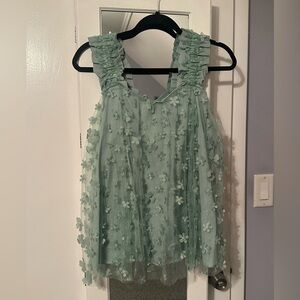 Floral Sleeveless Top in Light Green